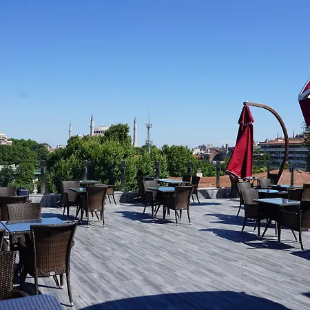 Levni & - Special Category Hotel Istanboel