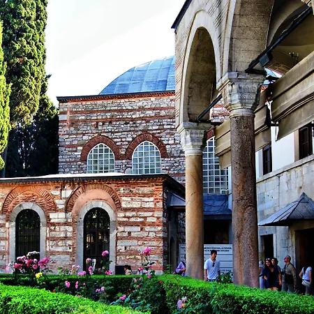 Levni & - Special Category 5* Istanboel