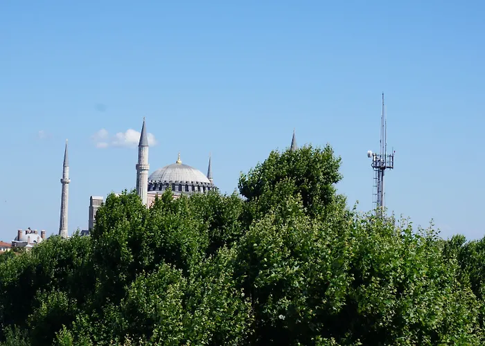 Levni & - Special Category Отель